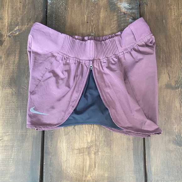 Nike DRi-FIT Run Division Tempo Luxe - Picture 10 of 10